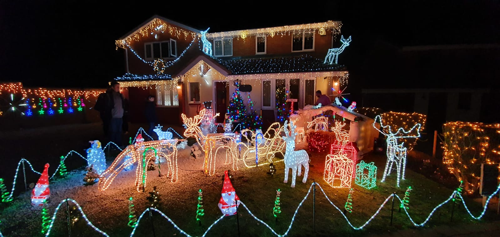 1st Front Garden Small Display - Nutt's Christmas Lights - Sutton Coldfield