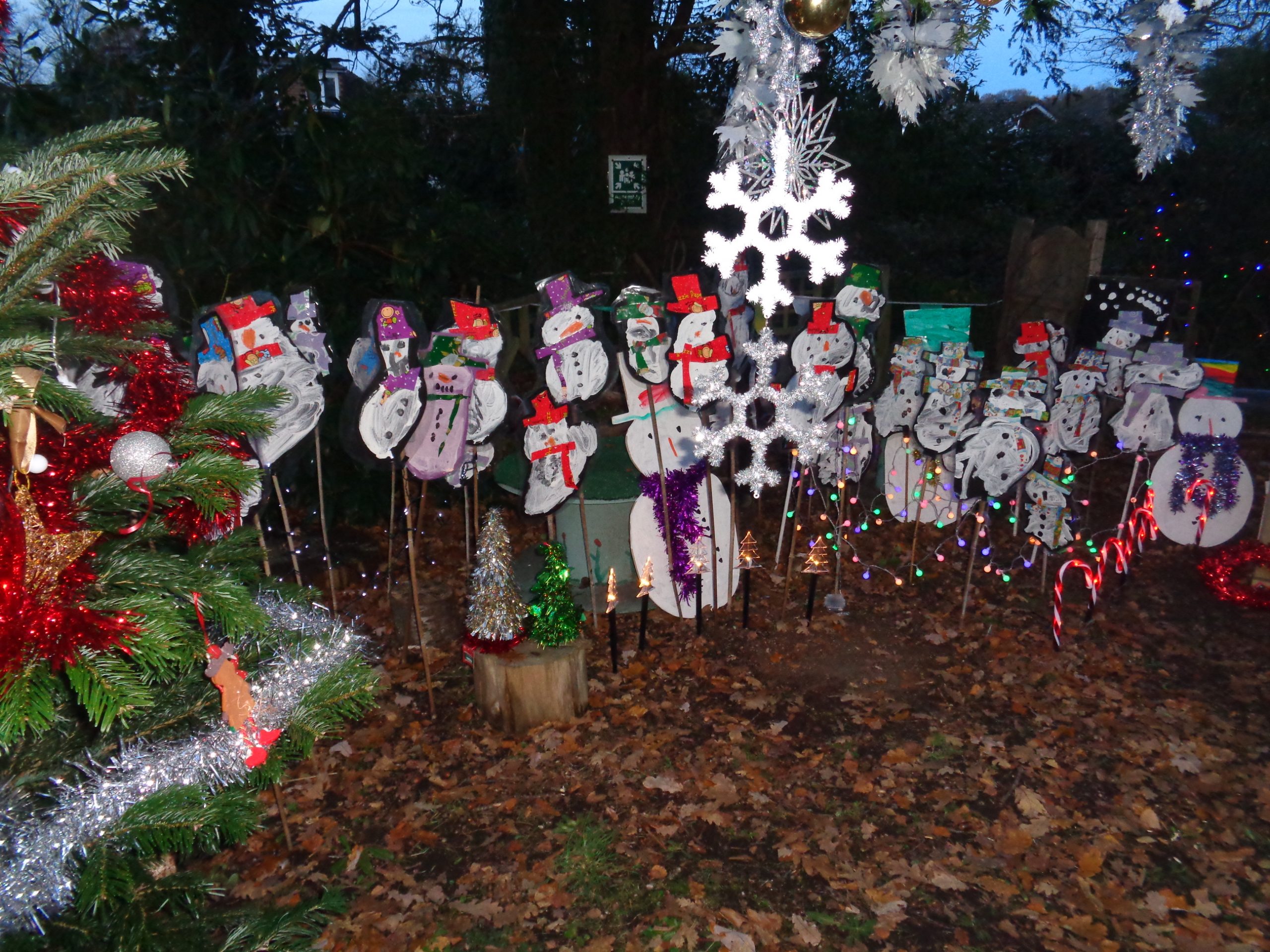 Best Children's Display Joint 1st Place - Chewton Common Playgroup